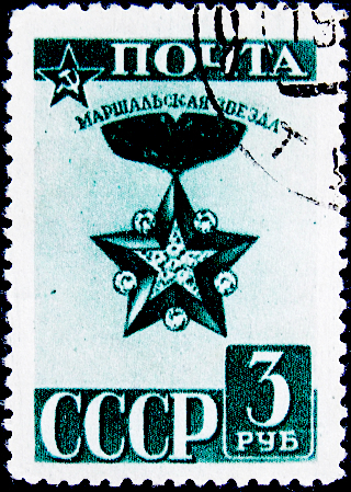  1943  .   .   .  2,8    (2)